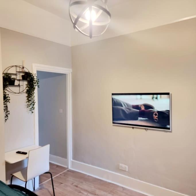 Stylish Apartment, Self Check-In, Ideal 4 Contractors, 25Mins To Gatwick Airport Thornton Heath Exteriér fotografie